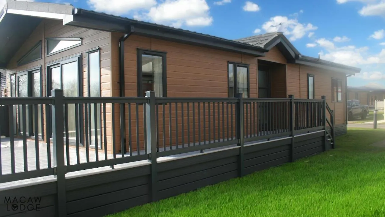 Chalet Macaw Lodge Malton